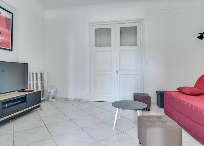 Immogroom - Sea View - Balcony - 5 Min From The Beach - Ac - Wifi